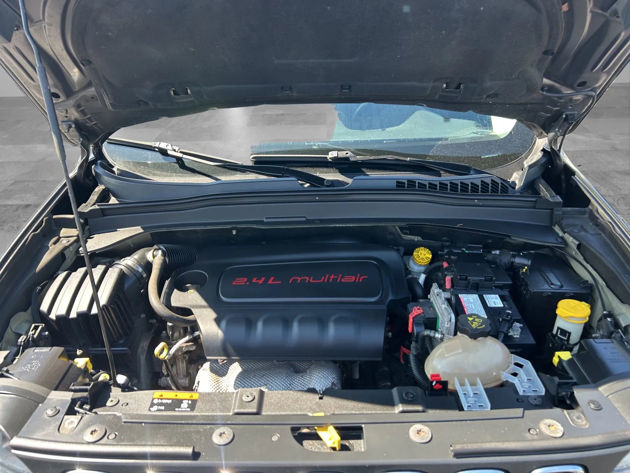 Used 2016 Jeep Renegade Latitude image 9