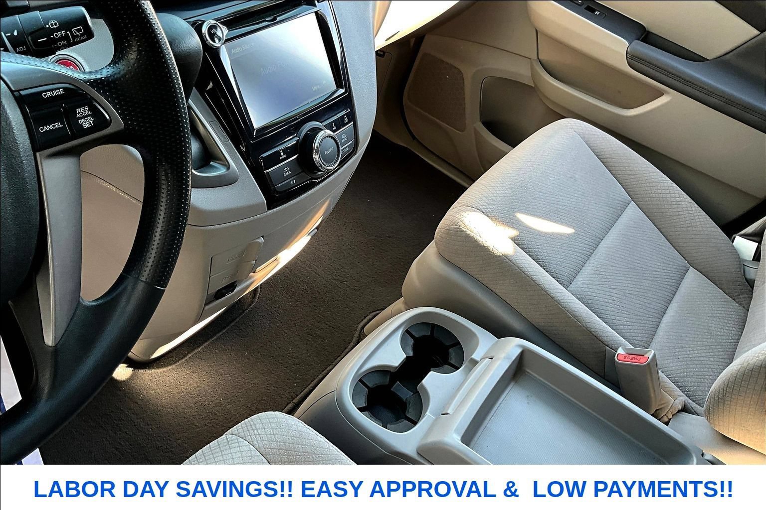 Used 2017 Honda Odyssey EX image 16