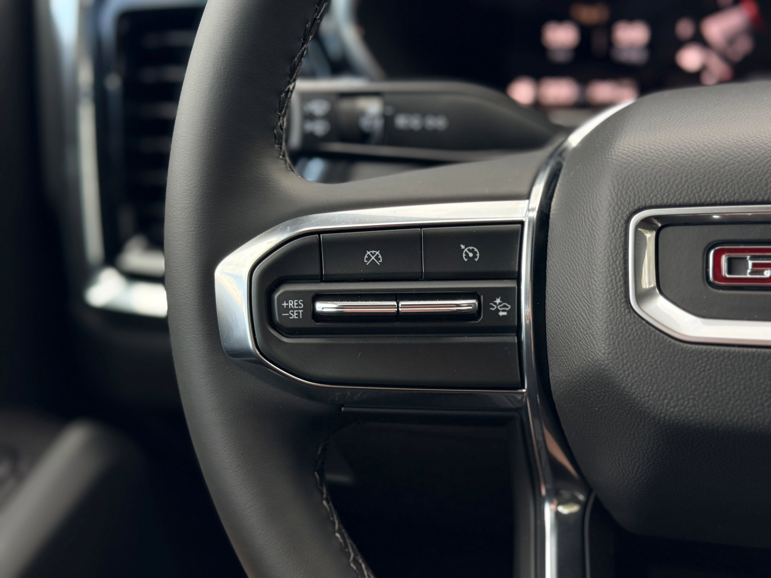 New 2026 GMC Canyon Elevation w/ Convenience Package image 11