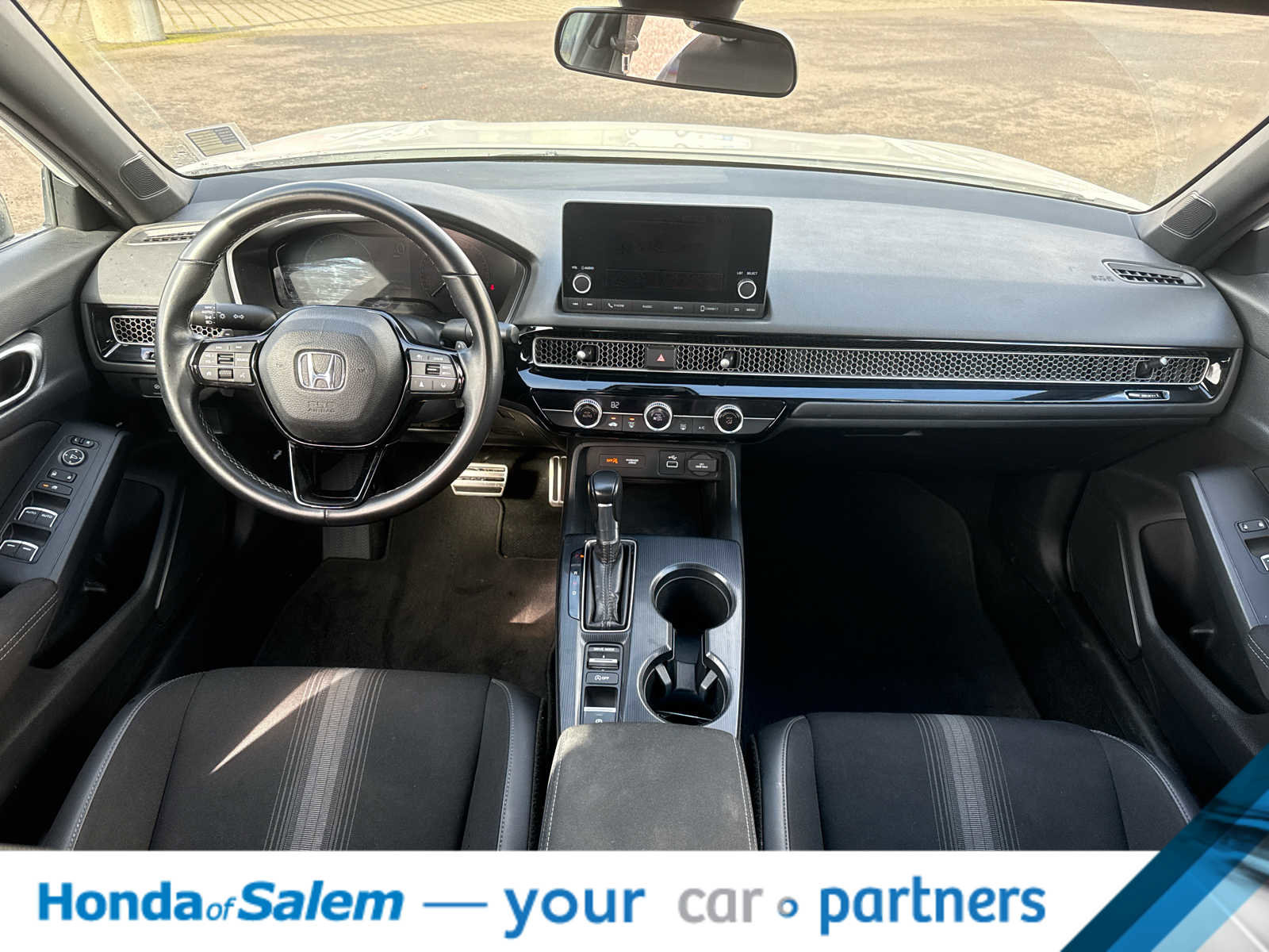 Used 2023 Honda Civic Sport image 10