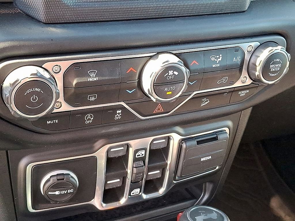 Used 2021 Jeep Wrangler Unlimited Sport image 12