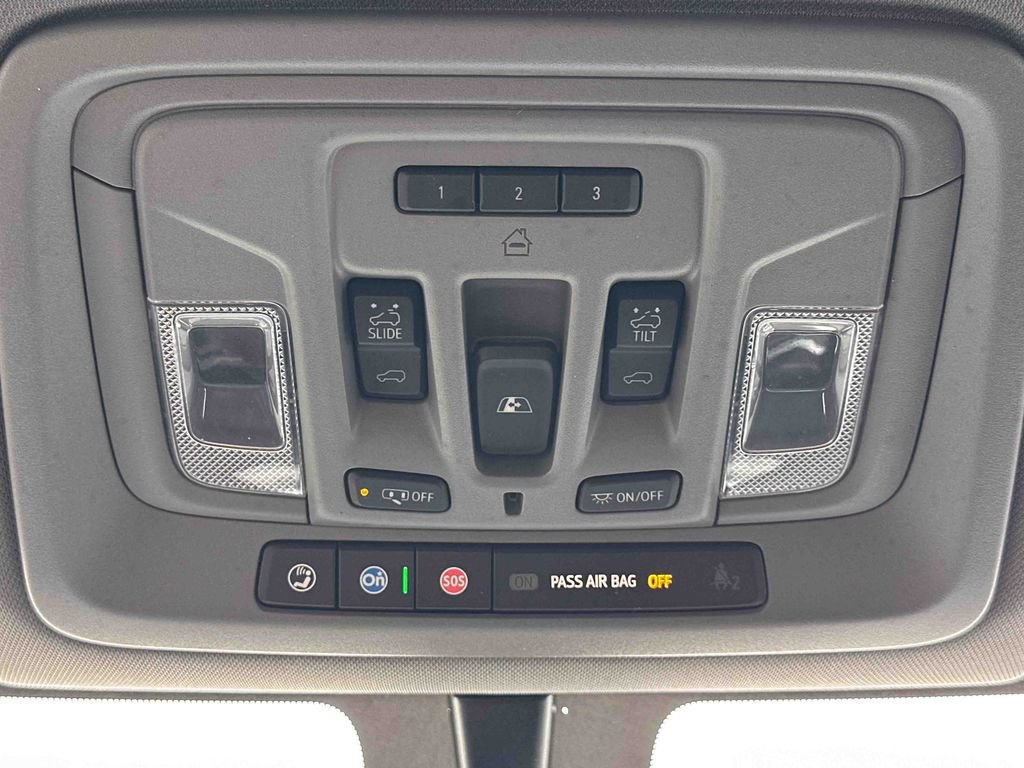 Used 2022 Chevrolet Silverado 2500 LTZ w/ LTZ Plus Package AWD/4WD image 38