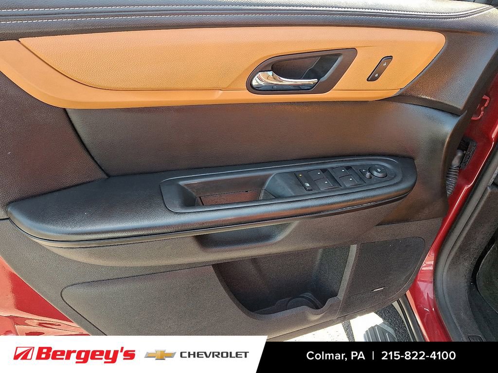 Used 2013 Chevrolet Traverse LT image 15