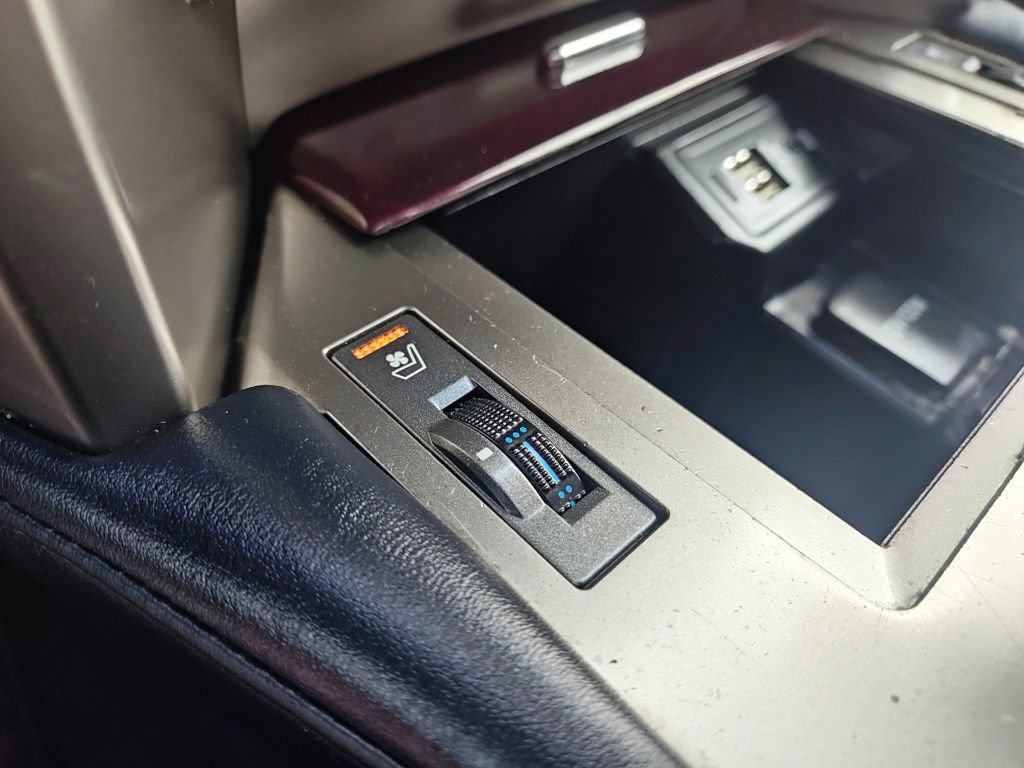 Used 2019 Lexus GX 460 Premium AWD/4WD image 16