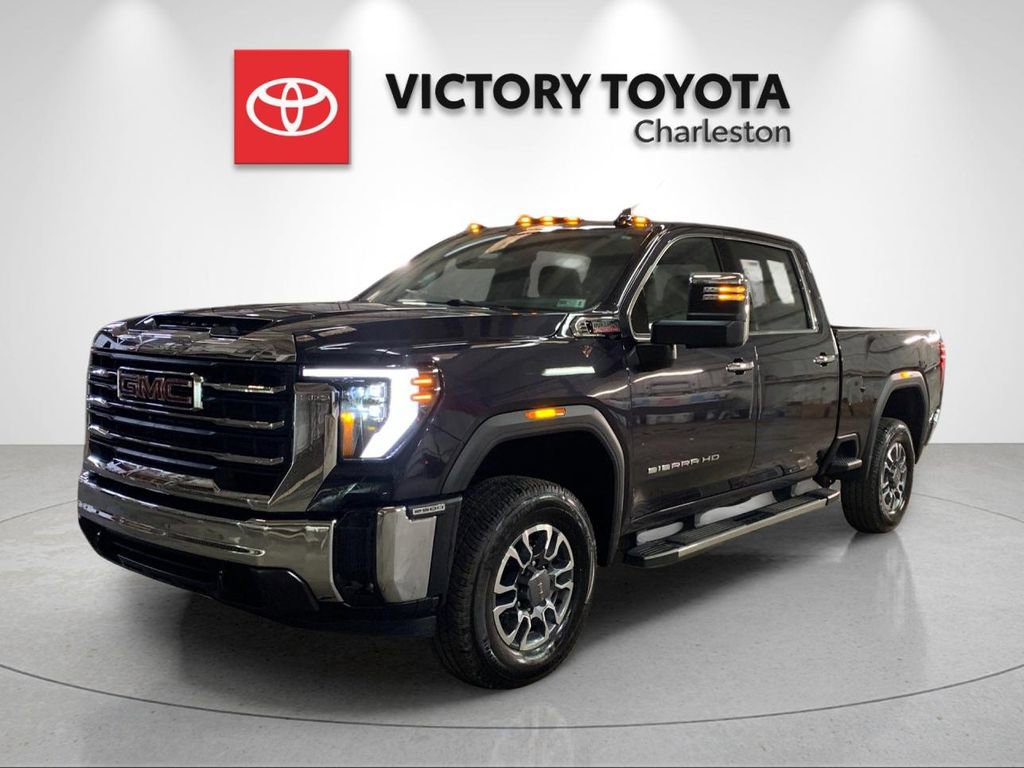 Used 2025 GMC Sierra 2500 SLT w/ SLT Convenience Package image 1