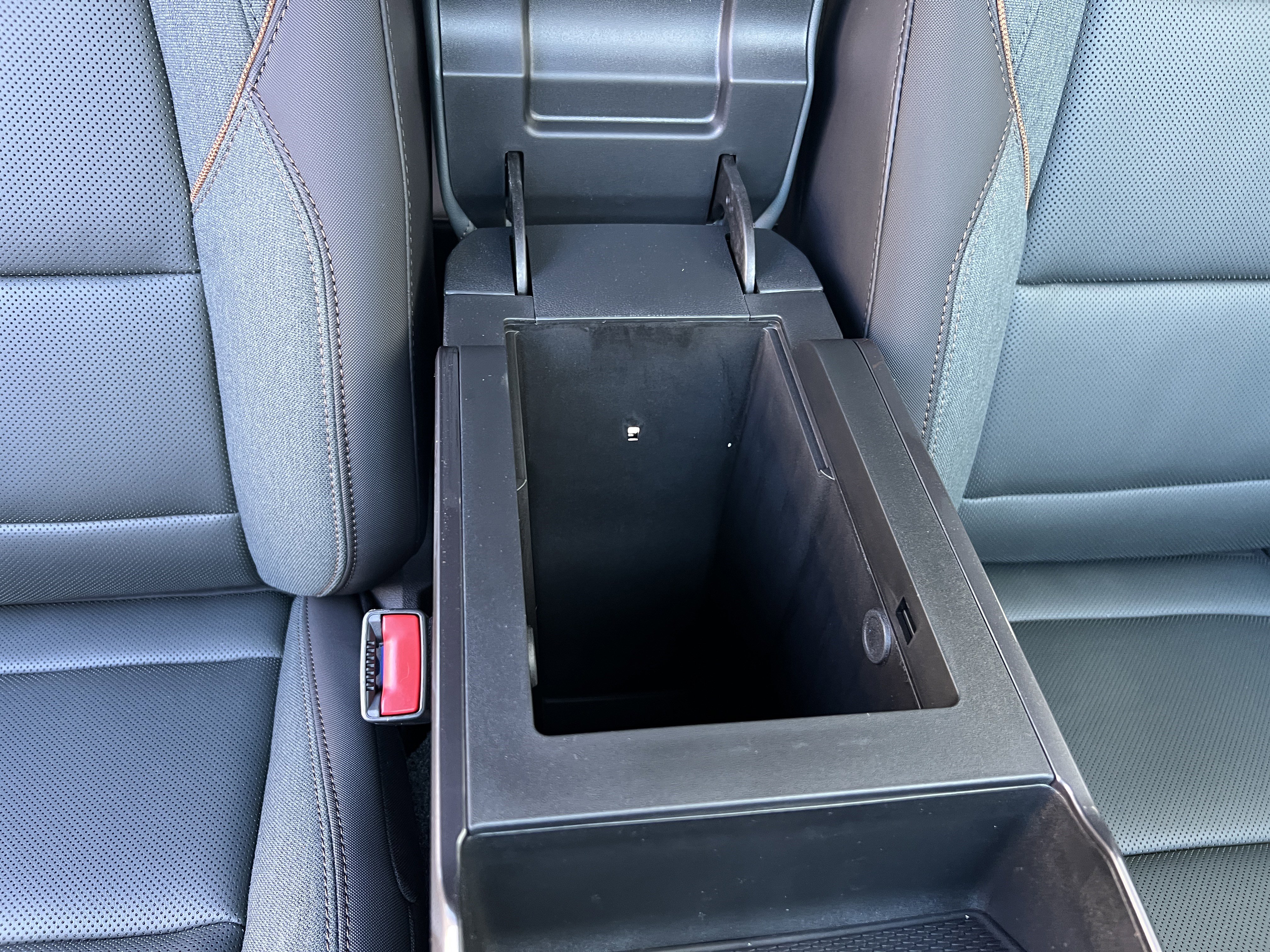 New 2026 GMC Terrain AT4 w/ Convenience Package III AWD/4WD image 26
