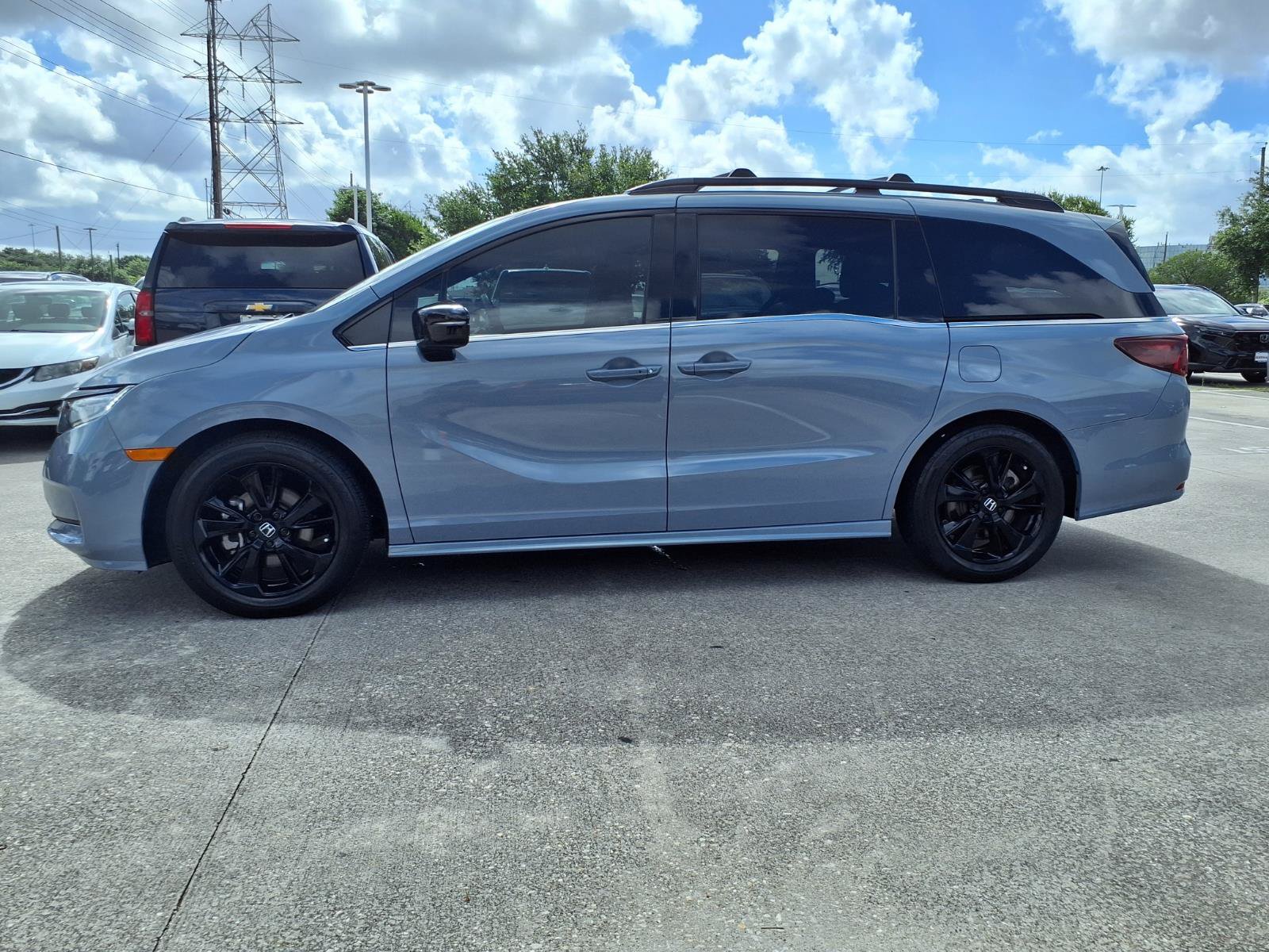 Certified 2024 Honda Odyssey Sport image 24