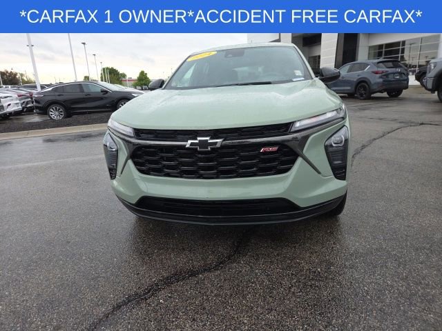 Used 2024 Chevrolet Trax RS w/ Sunroof Package FWD image 6