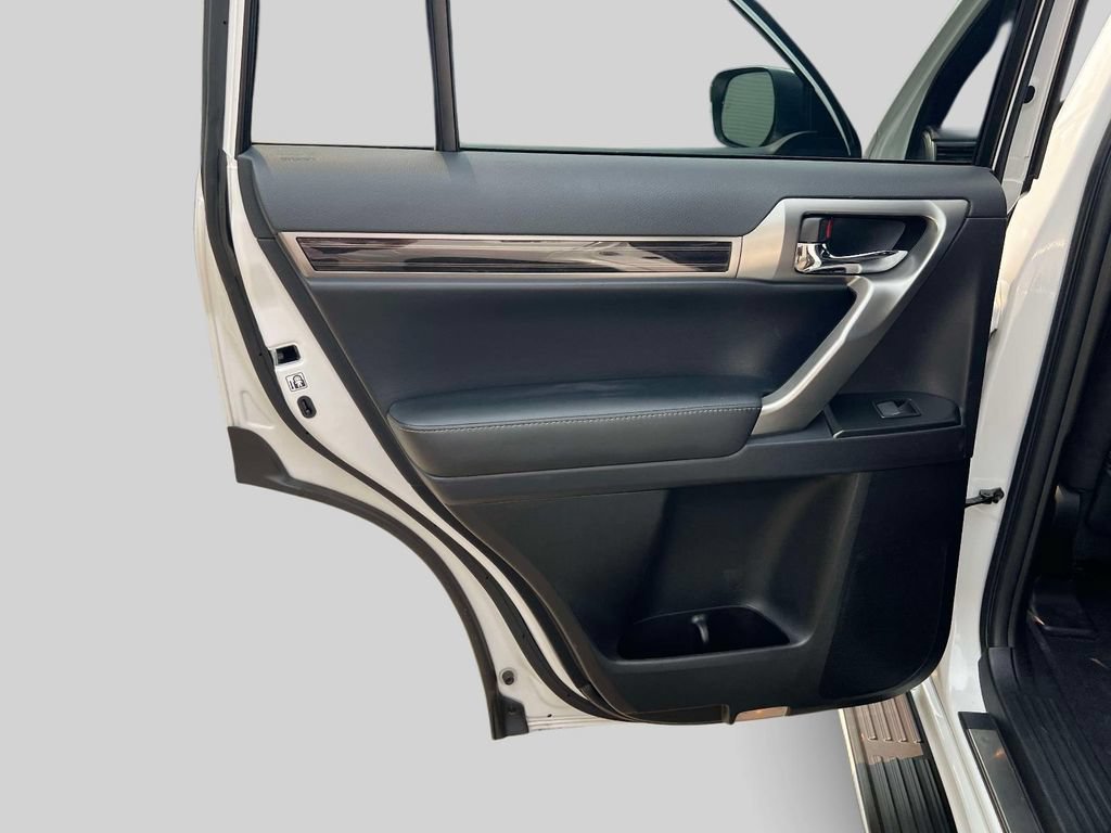 Certified 2023 Lexus GX 460 Premium w/ Premium Package AWD/4WD image 14