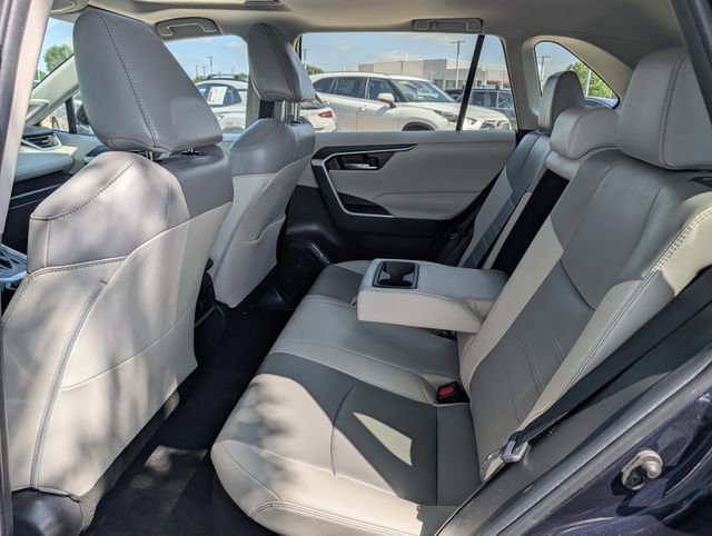Used 2021 Toyota RAV4 XLE Premium AWD/4WD image 28