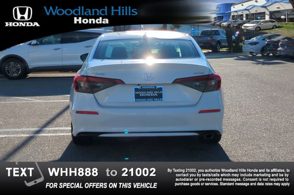Used 2023 Honda Civic Sport image 6