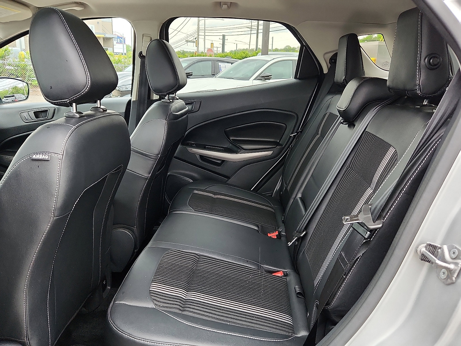 Used 2020 Ford EcoSport SES w/ SES Black Appearance Package AWD/4WD image 10