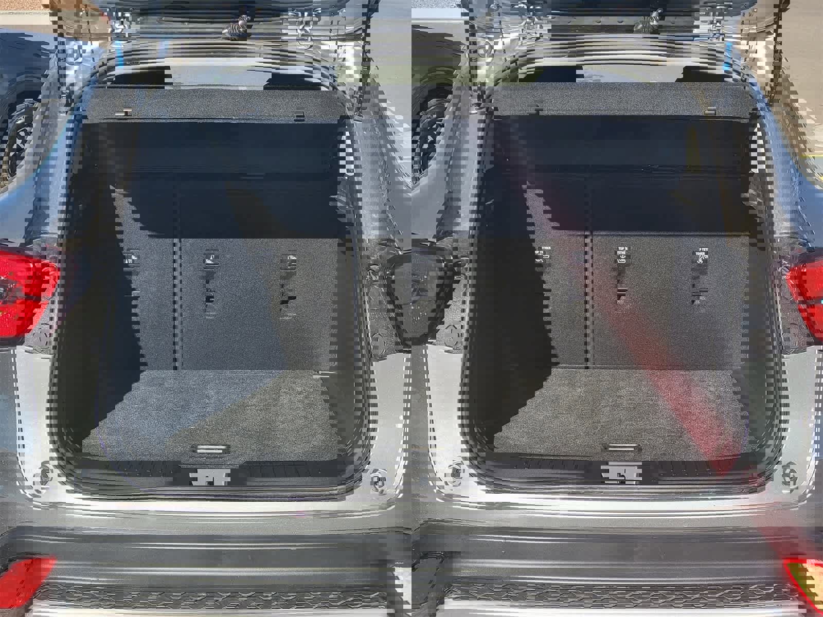 Used 2025 Chevrolet Trax LT w/ LT Convenience Package image 31