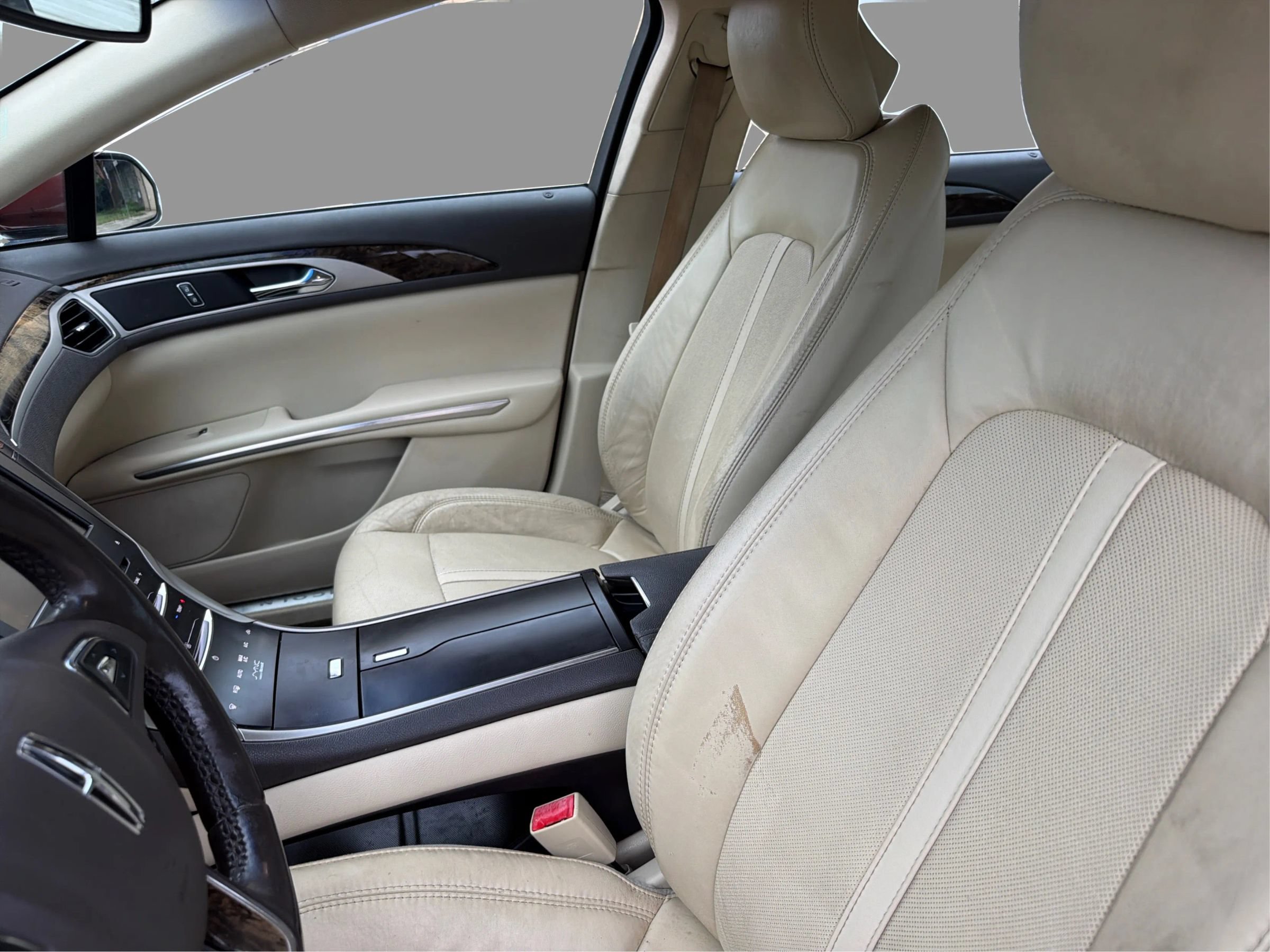 Used 2015 Lincoln MKZ w/ Equipment Group 102A Reserve FWD image 10