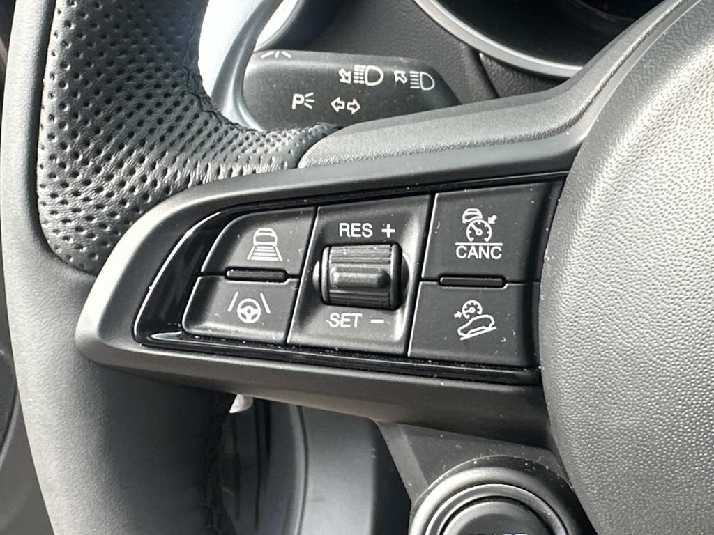 New 2026 Alfa Romeo Stelvio Sprint AWD/4WD image 29