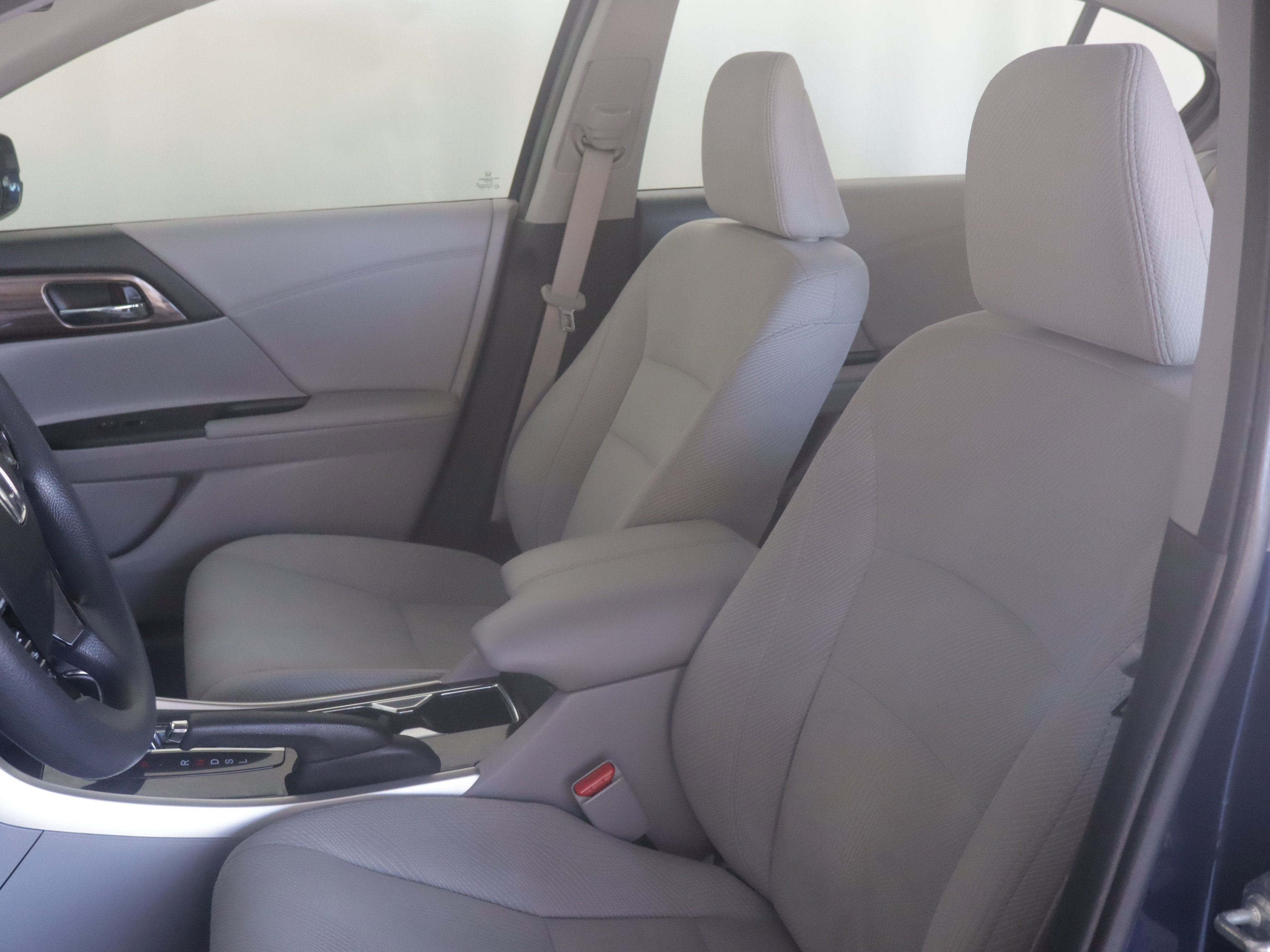 Used 2016 Honda Accord EX image 7