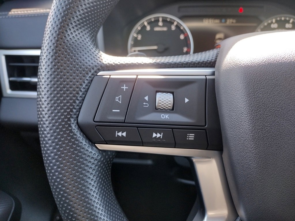 New 2026 Mitsubishi Outlander ES image 25