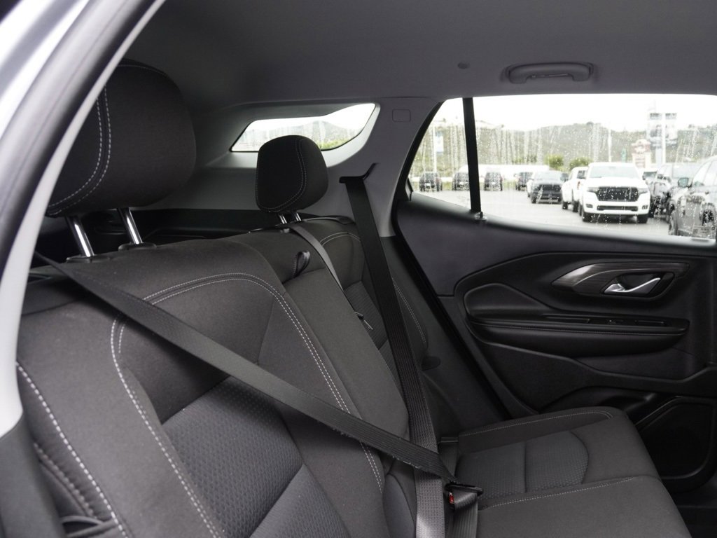 Used 2023 GMC Terrain SLE w/ Elevation Edition image 22