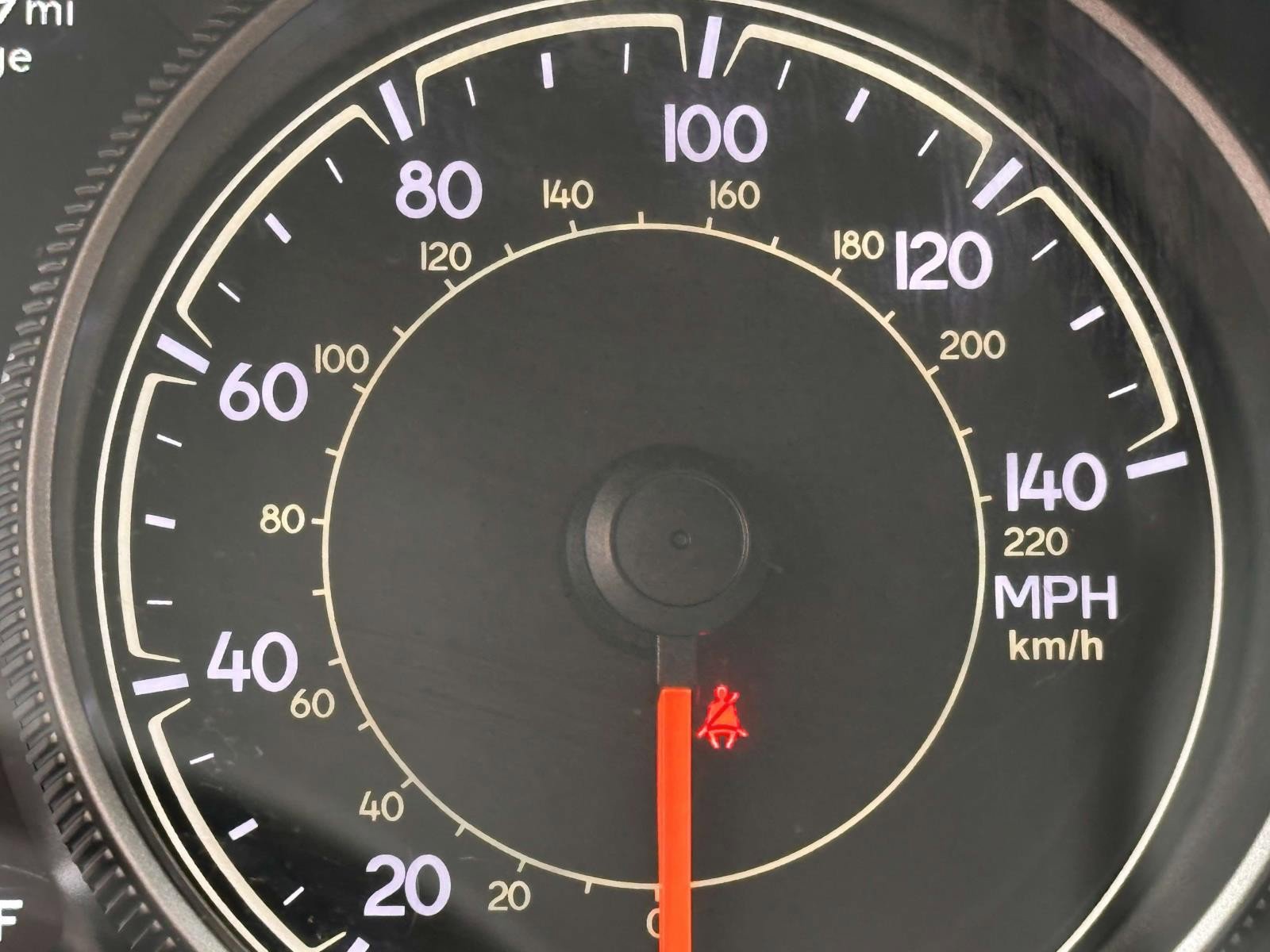 Used 2020 Jeep Cherokee Limited image 32