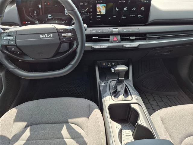 Used 2025 Kia K4 EX FWD image 16