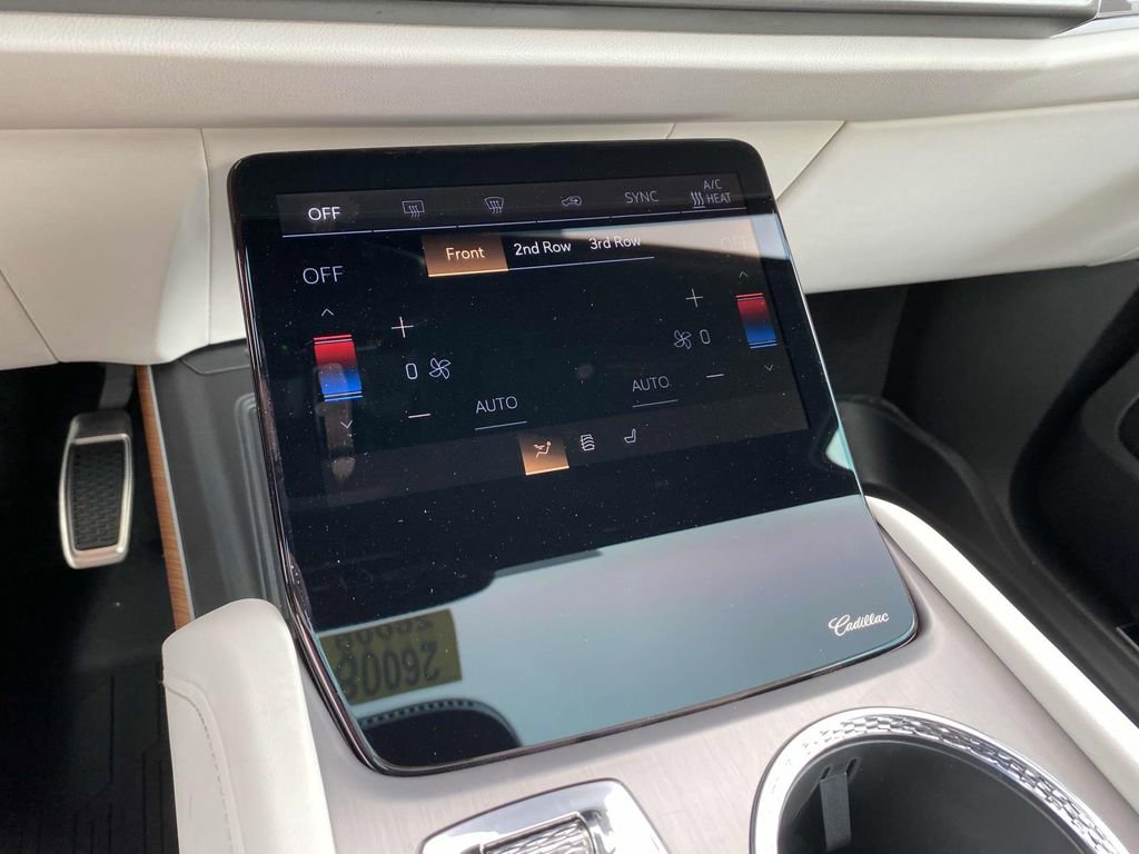 New 2026 Cadillac Vistiq Sport w/ LPO, Floor Liner Package image 17