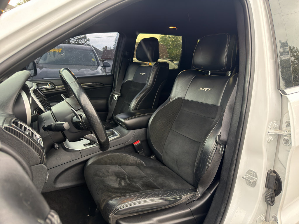 Used 2015 Jeep Grand Cherokee SRT AWD/4WD image 14