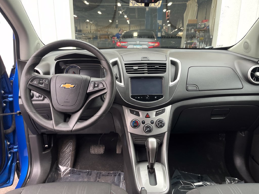 Used 2015 Chevrolet Trax LT AWD/4WD image 13