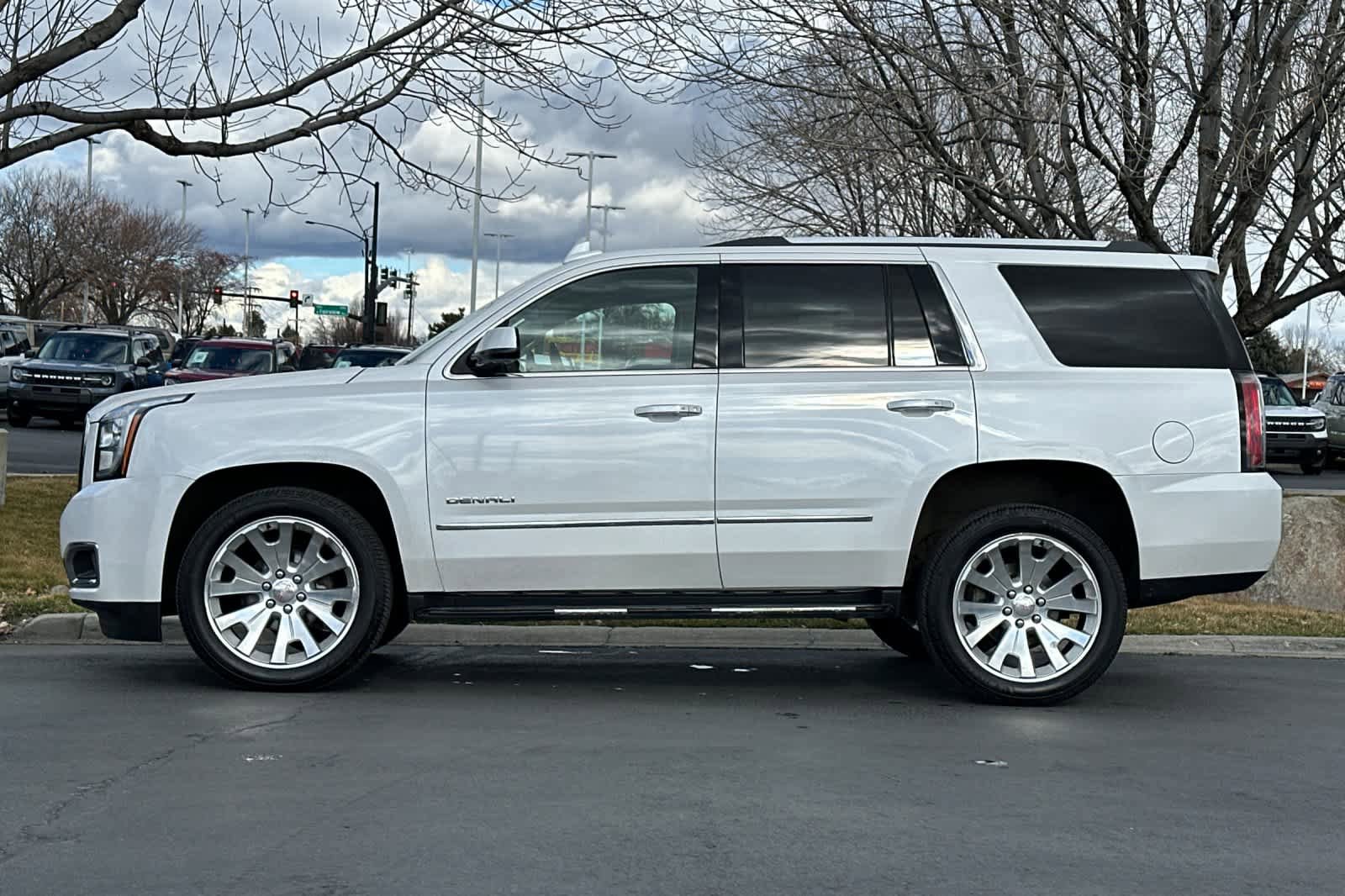 Used 2020 GMC Yukon Denali w/ Open Road Package image 5