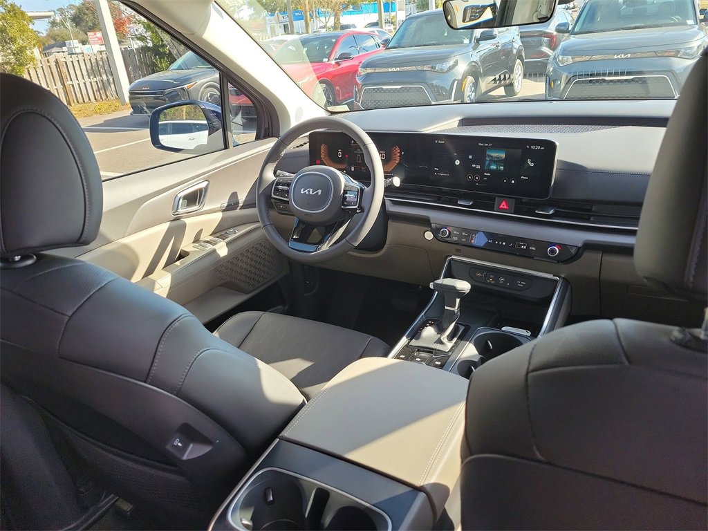 New 2026 Kia Carnival EX image 13