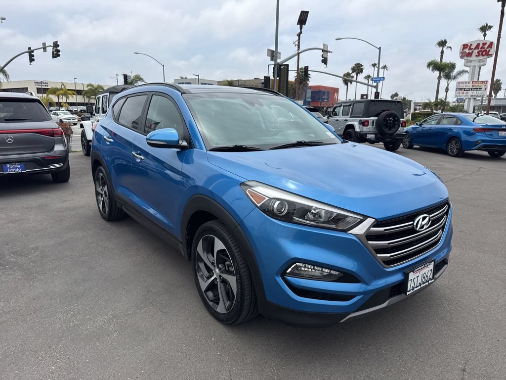 Used 2016 Hyundai Tucson Limited w/ Option Group 03 FWD image 10