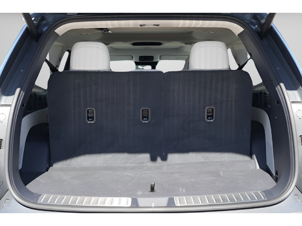 Certified 2026 Hyundai Palisade Calligraphy AWD/4WD image 12