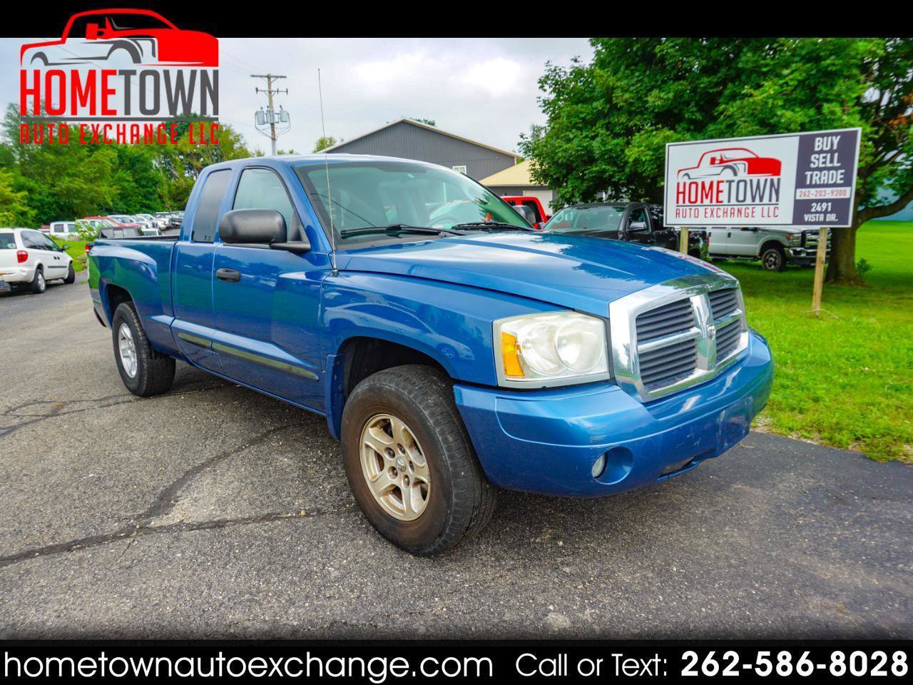Used 2005 Dodge Dakota SLT AWD/4WD image 1