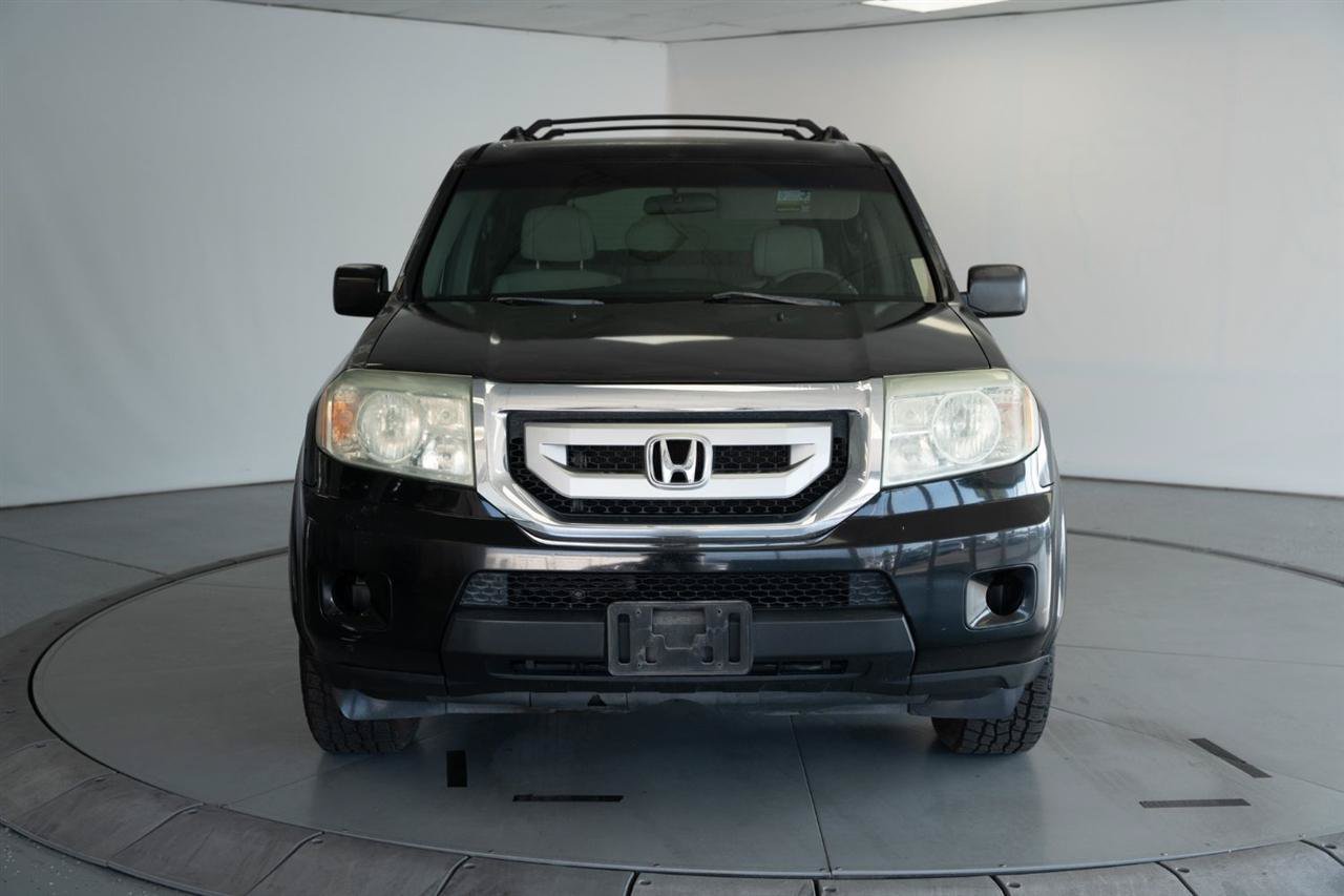 Used 2010 Honda Pilot LX image 2