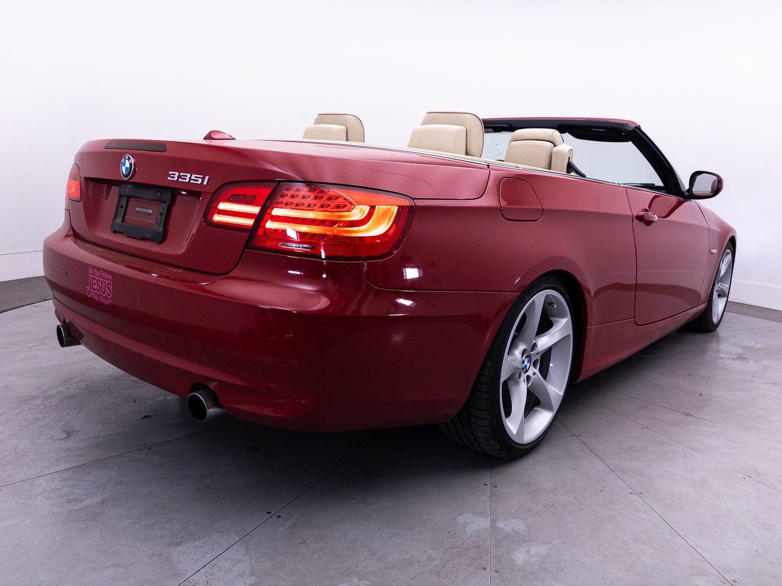 Used 2011 BMW 335i Convertible RWD image 9