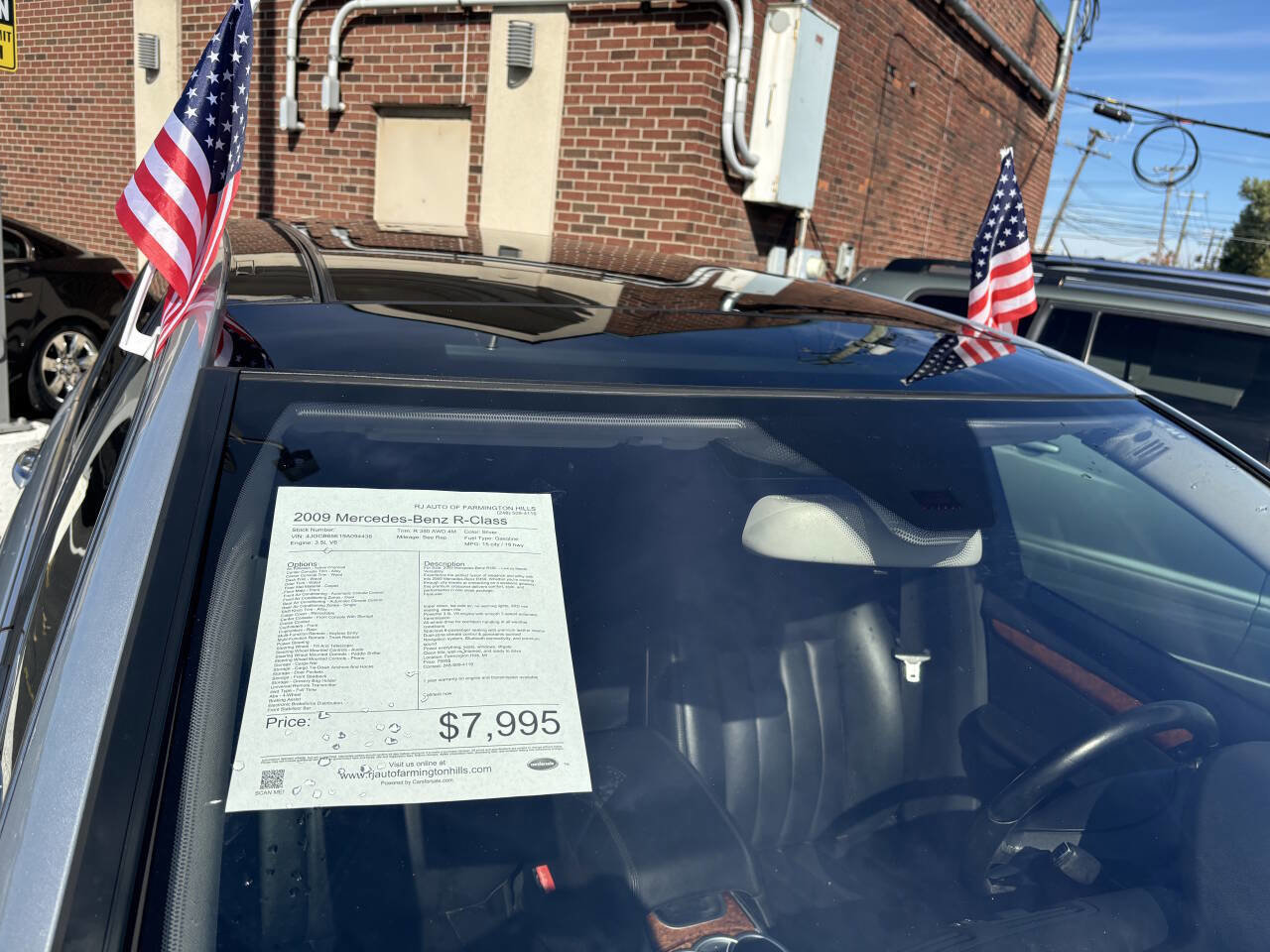 Used 2009 Mercedes-Benz R 350 4MATIC image 8