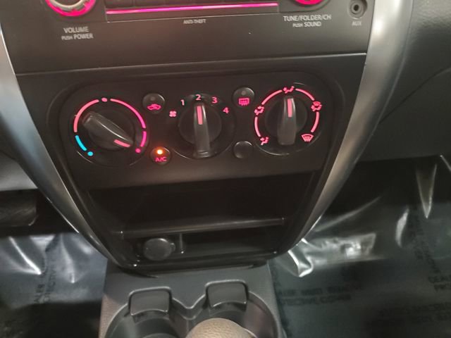 Used 2010 Suzuki SX4 AWD Hatchback image 19
