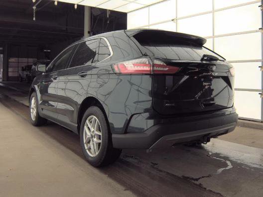 Used 2024 Ford Edge SEL w/ Convenience Package image 5