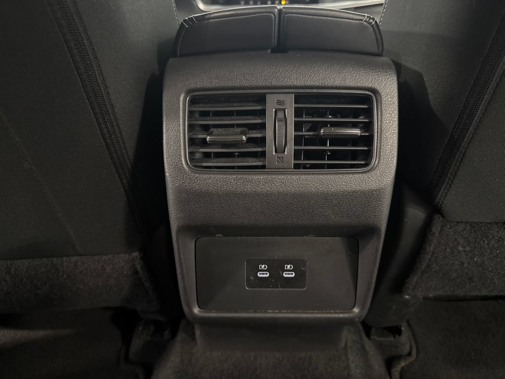 Used 2024 Nissan Rogue SV AWD/4WD image 37