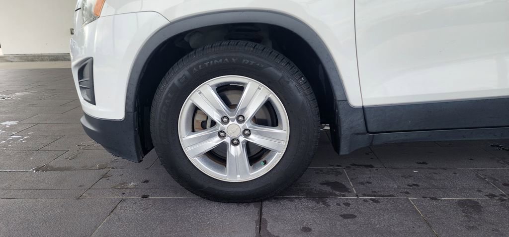 Used 2016 Chevrolet Trax LT image 10