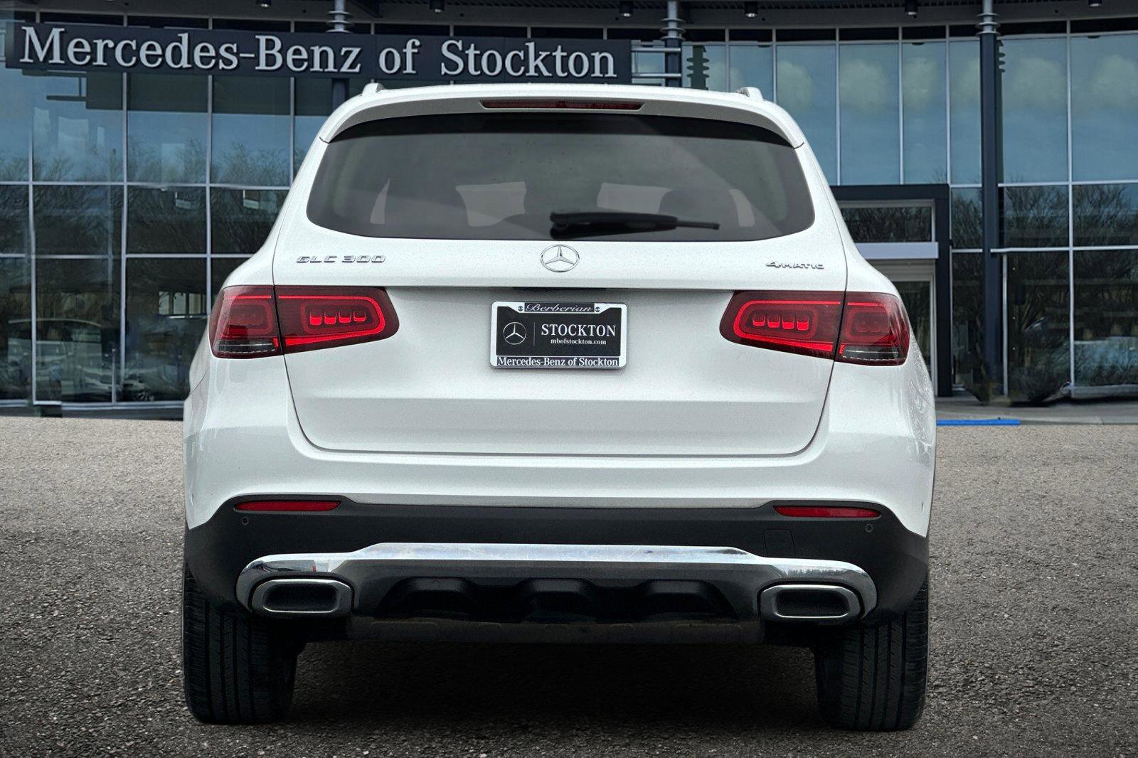 Used 2022 Mercedes-Benz GLC 300 4MATIC w/ Premium Package Lite image 5