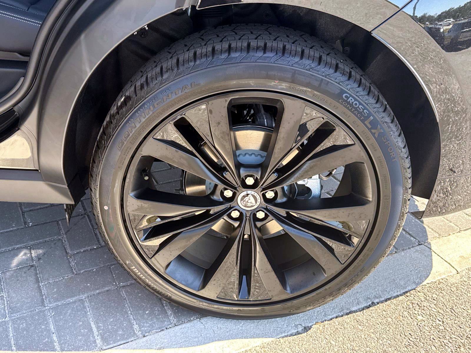 New 2026 Jaguar F-PACE R-Dynamic S image 11