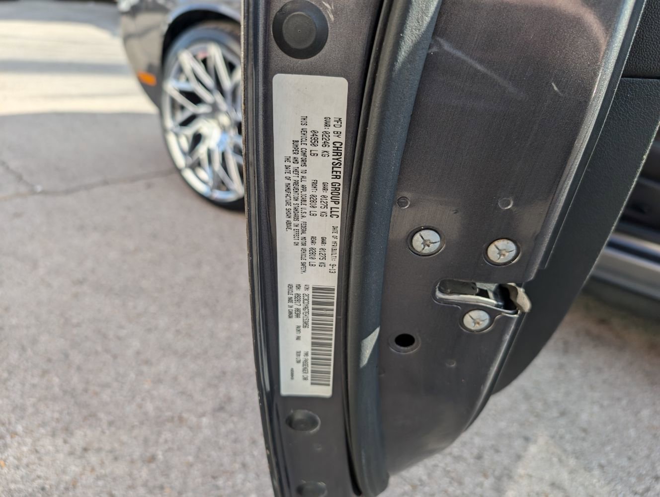 Used 2014 Dodge Challenger SXT image 24