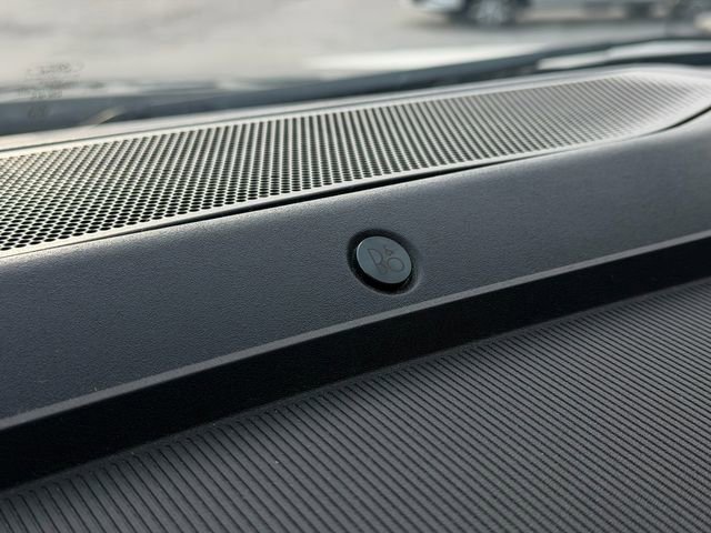 Used 2022 Ford F150 Lightning Platinum image 41