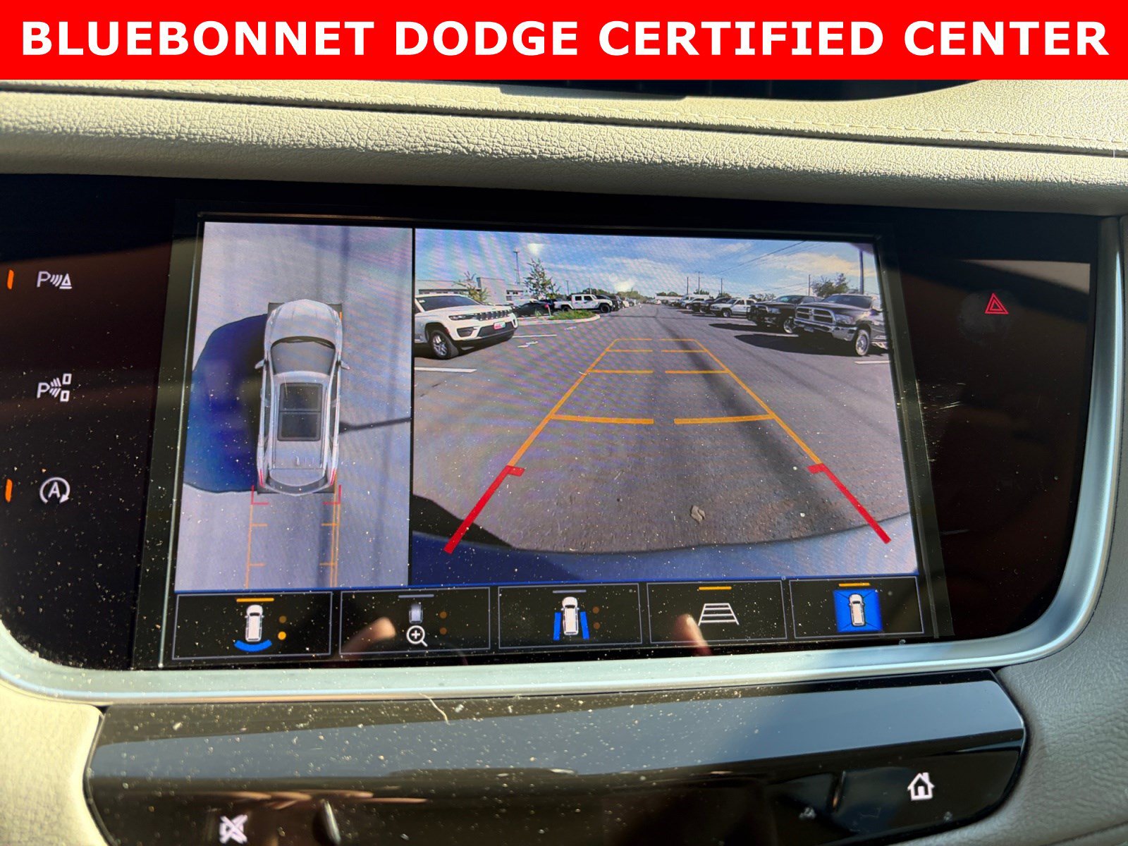 Used 2024 Cadillac XT5 Premium Luxury w/ Technology Package FWD image 16