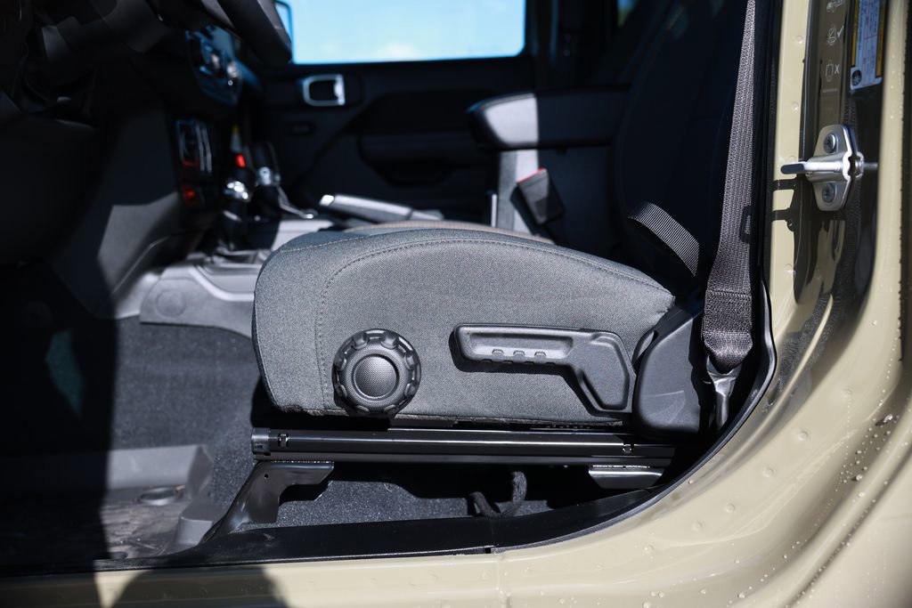 New 2026 Jeep Wrangler Unlimited Sport AWD/4WD image 14