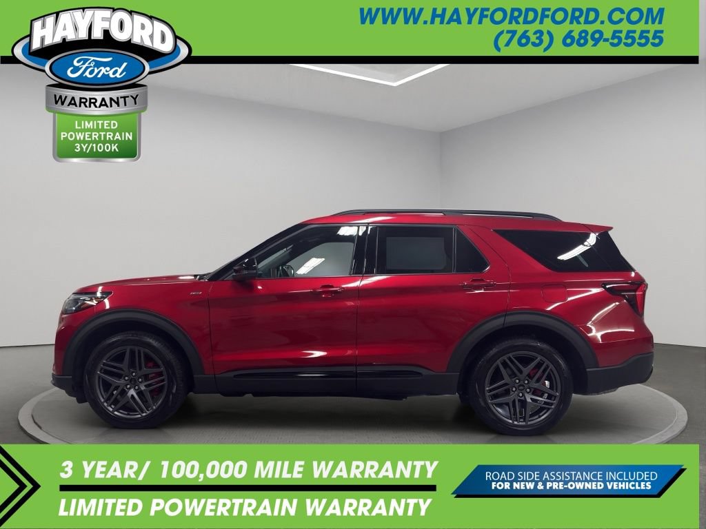 Used 2025 Ford Explorer ST-Line w/ Premium Package AWD/4WD image 2