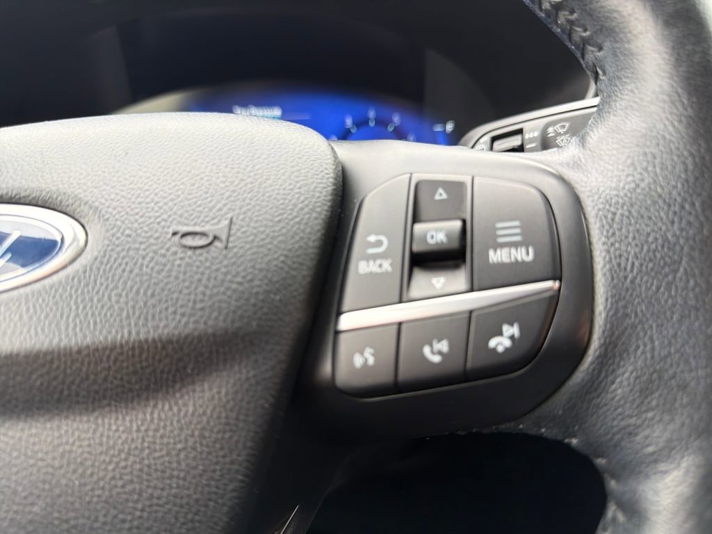 Used 2020 Ford Escape Titanium image 26