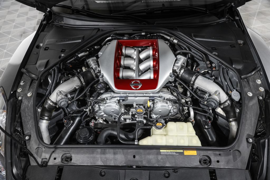Used 2013 Nissan GT-R Premium AWD/4WD image 22