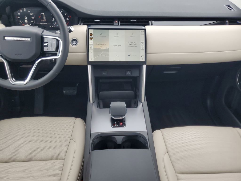 Used 2025 Land Rover Discovery Sport S image 29