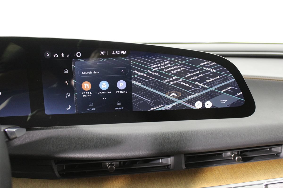 Used 2023 Lucid Air Touring AWD/4WD image 14